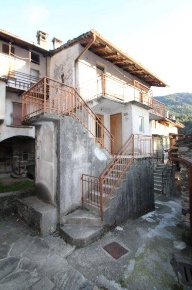 Foto Rustico a Chiavenna di 60 m² con 3 locali in vendita