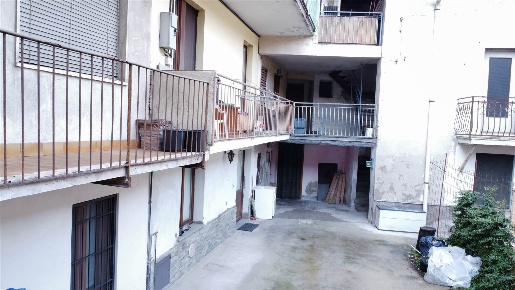 Foto Rustico in vicolo pagani  12, Spirano di 150 m² con 6 locali