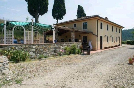 Foto Rustico in Via di Spugnole, Scarperia e San Piero di 460 m² in vendita