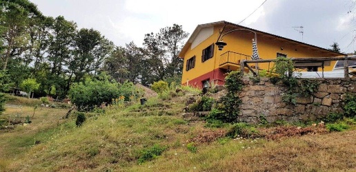 Foto Rustico a Roccastrada Roccatederighi di 297 m² con 10 locali