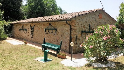 Foto Rustico a Roccastrada di 140 m² con 5 locali in vendita