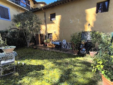 Foto Rustico a Bagno a Ripoli Grassina di 40 m² con 2 locali in vendita