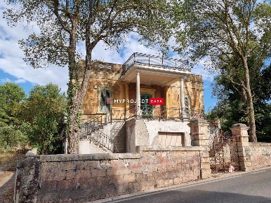 Foto Rustico in Laureto, Fasano Selva di Fasano, Laureto di 220 m²