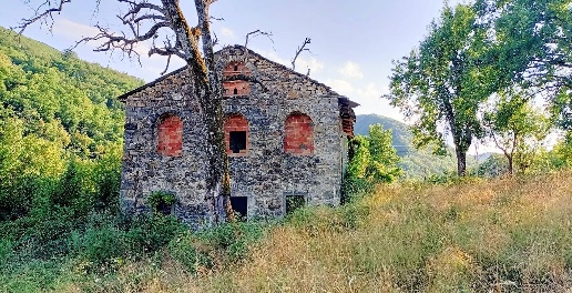 Foto Rustico in Mogne Molino, Camugnano di 232 m² con 4 locali in vendita