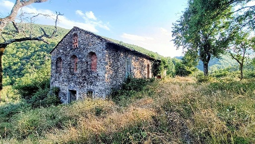 Foto Rustico in Mogne Molino, Camugnano di 232 m² con 4 locali in vendita