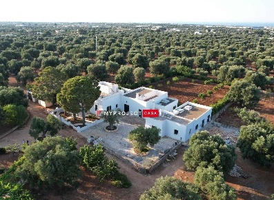 Foto Rustico in Fasano, Fasano Fasano Paese di 789 m² con 20 locali