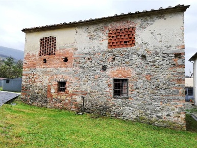 Foto Rustico a Pistoia Santomato di 115 m² con 4 locali in vendita