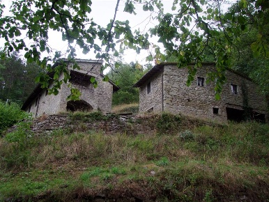 Foto Rustico in via bucigna nuova, Londa di 150 m² con 5 locali in vendita