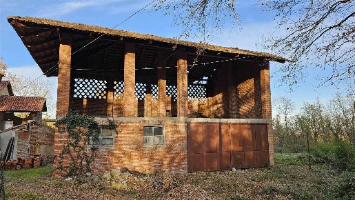 Foto Rustico in strada della collina, Mottalciata di 200 m² con 2 locali