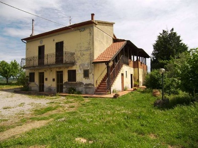 Foto Rustico a Pienza Centro di 330 m² con 1 locali in vendita