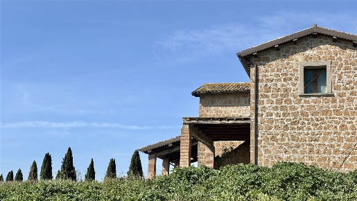 Foto Rustico a Tuscania di 102 m² con 10 locali in vendita