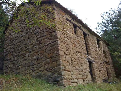 Foto Rustico a Gorzegno di 120 m² con 2 locali in vendita