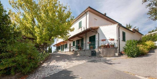 Foto Rustico in Via della Villamagna, Santa Luce Centro di 600 m²