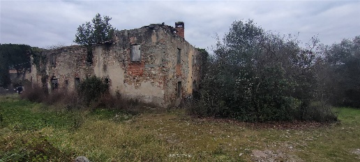 Foto Rustico a Lastra a Signa di 441 m² con 20 locali in vendita