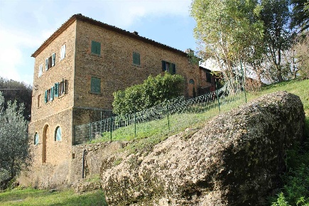 Foto Rustico in PODERE BOTRONA SNC, Pomarance Centro di 420 m² in vendita
