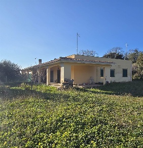 Foto Rustico a Tarquinia Paese di 150 m² con 4 locali in vendita