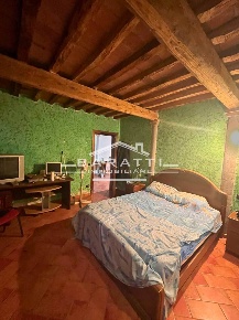 Foto Rustico a Luzzara Centro di 210 m² con 2 locali in vendita