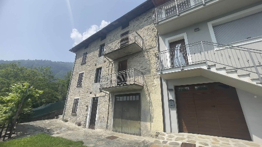 Foto Rustico a Berbenno di Valtellina Monastero di 73 m² con 4 locali