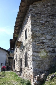 Foto Rustico in Via S. Michele 6, Colere di 110 m² con 6 locali in vendita