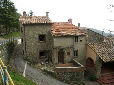 Foto Rustico a Cortona di 120 m² con 7 locali in vendita