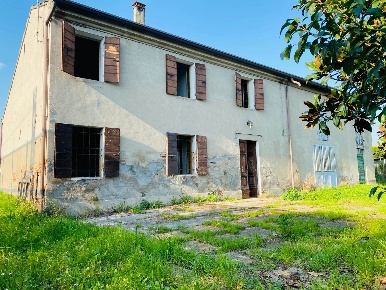 Foto Rustico a Nogara Centro di 190 m² con 4 locali in vendita