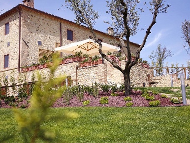 Foto Rustico a Castelnuovo Berardenga Monteaperti di 130 m² con 5 locali