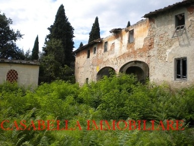 Foto Rustico a Poggio a Caiano Castelnuovo di 720 m² con 1 locali