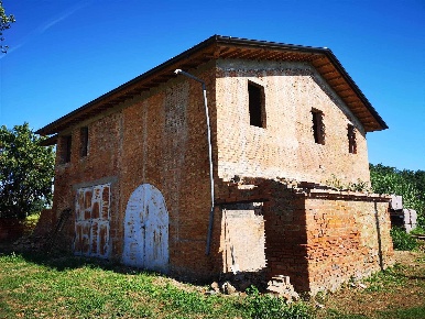 Foto Rustico a Torrita di Siena Centro di 180 m² con 5 locali in vendita