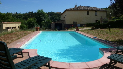 Foto Rustico in Via di Moggiano, Sarteano di 330 m² con 14 locali