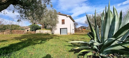 Foto Rustico in Località Serralta, San Severino Marche di 291 m² in vendita