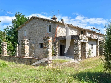 Foto Rustico a Perugia Ramazzano - Colombella di 480 m² con 20 locali