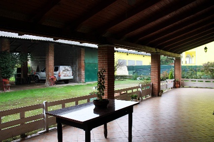 Foto Rustico in via Mera  8, Casanova Elvo di 320 m² con 8 locali