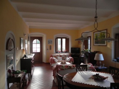 Foto Rustico a Pistoia Saturnana - Le Grazie di 270 m² con 10 locali