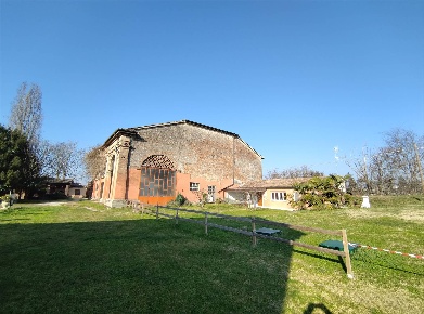 Foto Rustico in Argine San Lorenzo, Ostiglia di 405 m² con 11 locali