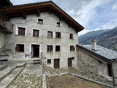Foto Rustico in Ca di Rusca 19, San Giacomo Filippo Centro di 170 m²