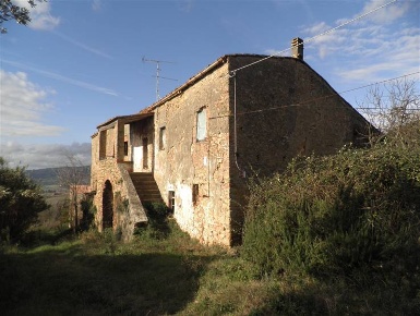 Foto Rustico in Via di Villa, Volterra di 1100 m² con 20 locali in vendita