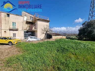 Foto Rustico a Cellole di 209 m² con 8 locali in vendita
