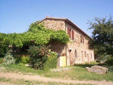 Foto Rustico in Via Comunale di Miemo, Montecatini Val di Cecina di 750 m²