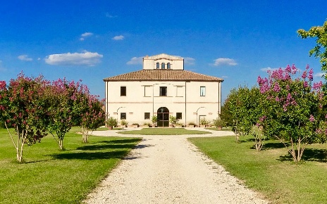 Foto Rustico a Montepulciano Centro di 724 m² con 19 locali in vendita