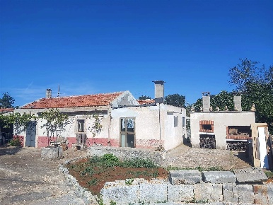 Foto Rustico in Contrada Rosario, Noci di 110 m² con 3 locali in vendita