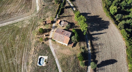 Foto Rustico a Volterra Centro di 500 m² con 10 locali in vendita