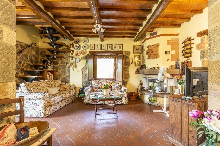 Foto Rustico in Case Sparse Le Rogheta, Castiglione d'Orcia di 150 m²