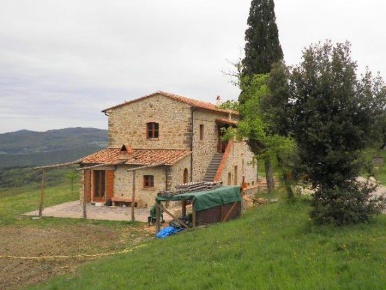 Foto Rustico in Via Comunale di Miemo, Montecatini Val di Cecina di 350 m²