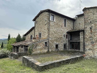 Foto Rustico a Pelago Carbonile di 656 m² con 23 locali in vendita