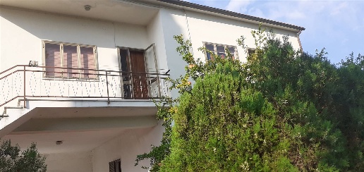 Foto Rustico a Manciano Centro di 200 m² con 6 locali in vendita