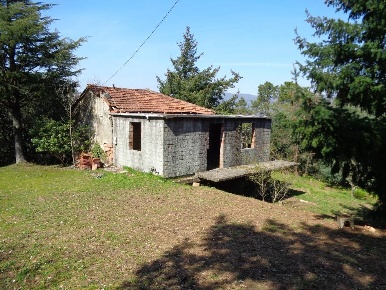 Foto Rustico a Vezzano Ligure di 170 m² con 5 locali in vendita