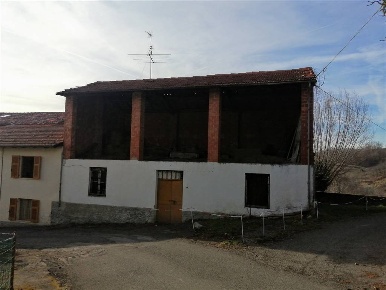 Foto Rustico a Cantalupo Ligure di 140 m² con 2 locali in vendita