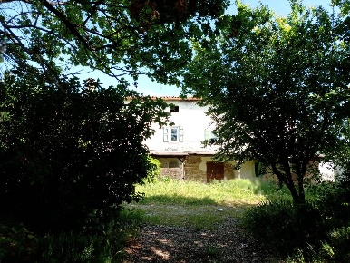 Foto Rustico a Maranello Centro di 250 m² con 5 locali in vendita