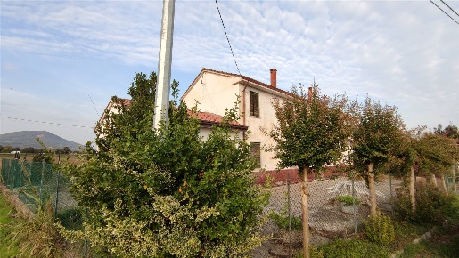Foto Rustico a Lozzo Atestino di 230 m² con 7 locali in vendita
