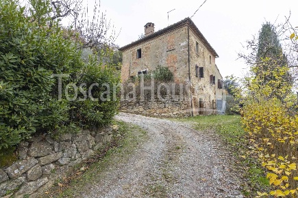 Foto Rustico a Montepulciano Centro di 280 m² con 5 locali in vendita